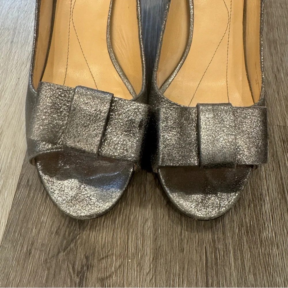 Kate Spade Heels Womens 9 Gray Shimmer Open Toed Pump Bows Cocktail Party